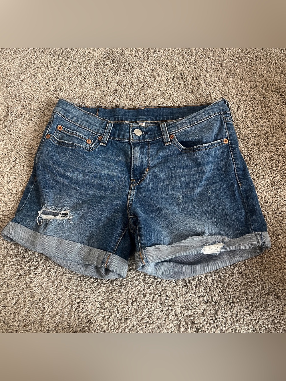 Levi’s Mid-Rise Rolled Cuff Shorts | Size 28 | Distressed Cuffed